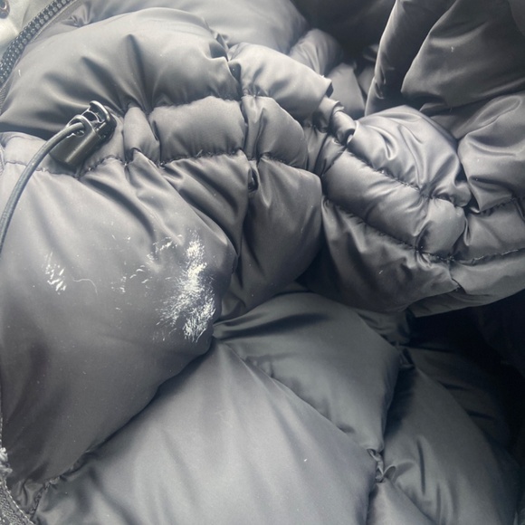 Canada Goose Trillium Parka for women.Grey. Small - Picture 10 of 12